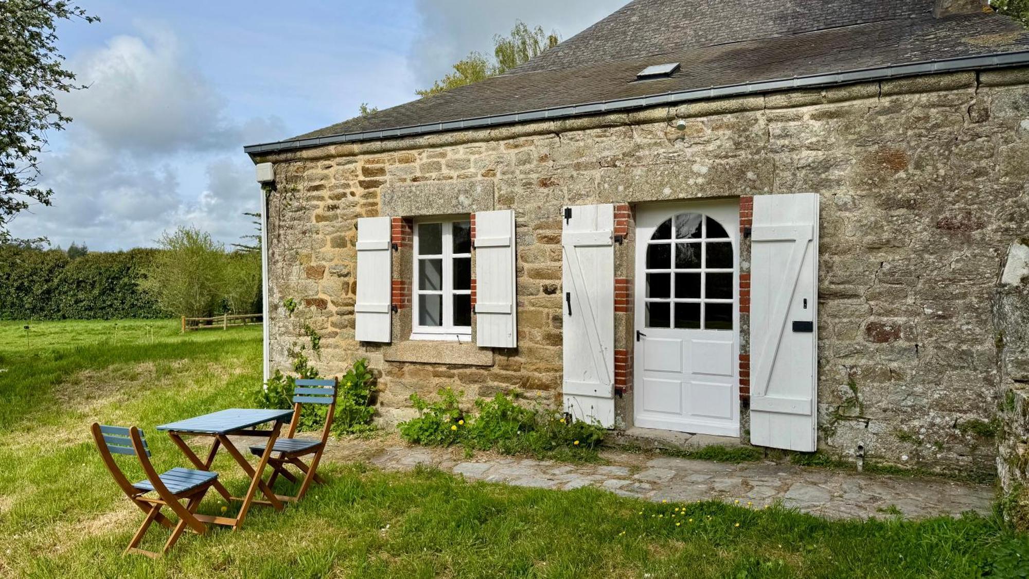 Gite De Couple Cosy Avec Vue Sur Chateau Tremohar - Golfe Du Morbihan, 20 Min De Vannes Berric Exterior foto